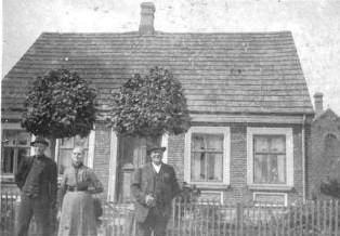 Hyltvej 11. Flødeskumshuset. Jørgen og Signe Nielsen